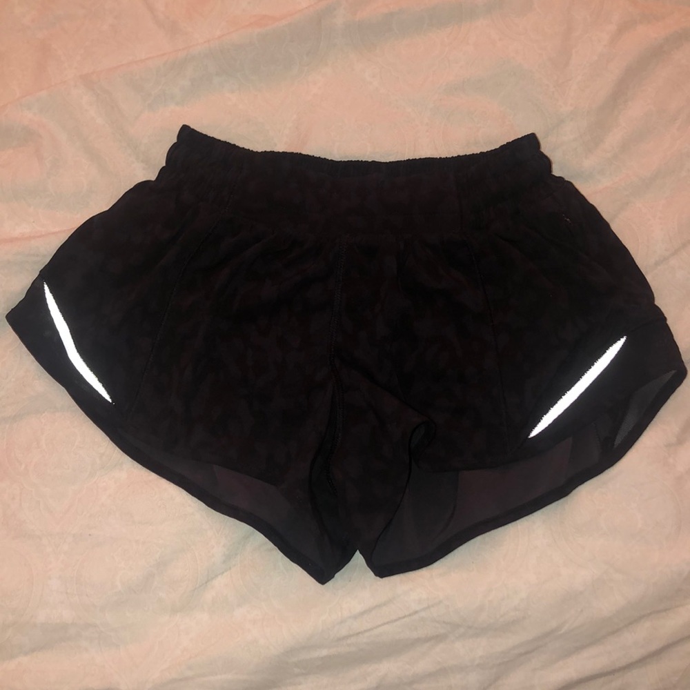 LULU LEMON RUNNING SHORTS